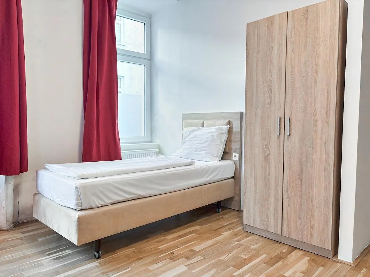4 Mins To Metro I Wifi I 15 Mins To Inner City Bécs Ausztria