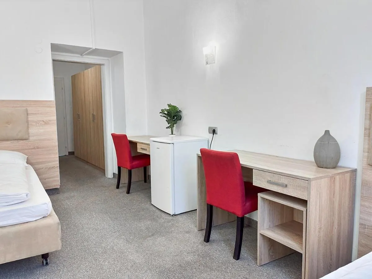 Apartment 4 Mins To Metro I Wifi I 15 Mins To Inner City Vienna