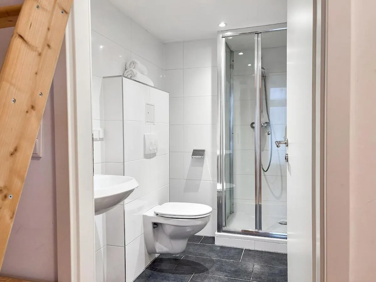 4 Mins To Metro I Wifi I 15 Mins To Inner City Vienna Apartment
