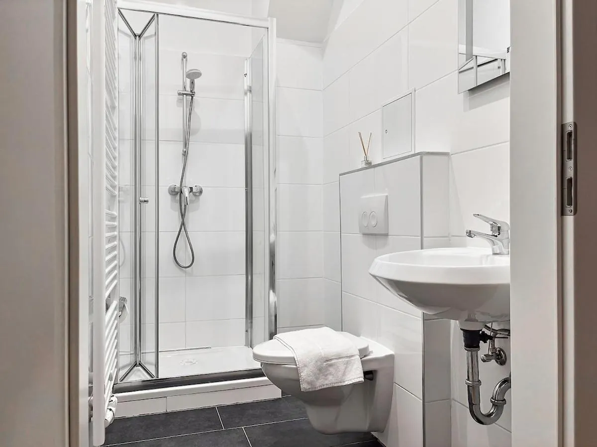 Apartment 4 Mins To Metro I Wifi I 15 Mins To Inner City Vienna
