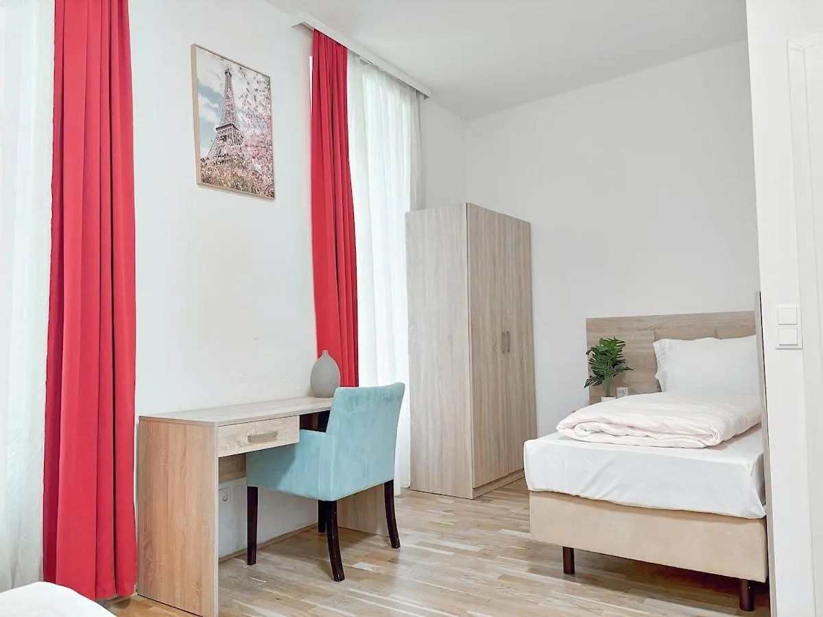 4 Mins To Metro I Wifi I 15 Mins To Inner City Vienna Apartment