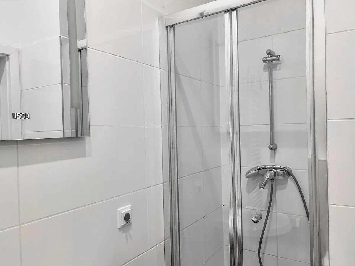 Apartment 4 Mins To Metro I Wifi I 15 Mins To Inner City Vienna Austria