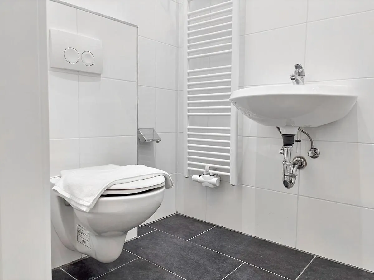 Apartment 4 Mins To Metro I Wifi I 15 Mins To Inner City Vienna Austria
