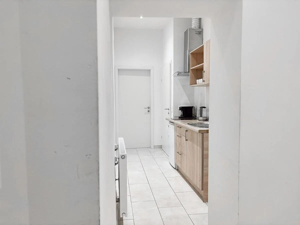 Apartment 4 Mins To Metro I Wifi I 15 Mins To Inner City Vienna